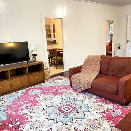 Your Hilo Homebase - Lovely 3 Bedroom In Heart Of Hilo With Ac! 외부 사진
