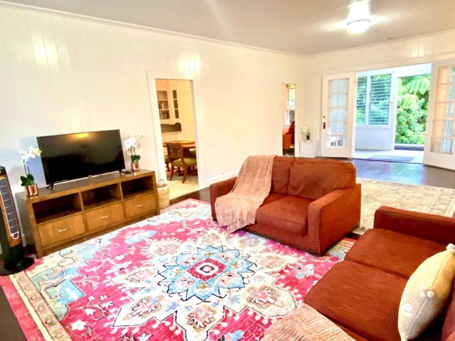 Your Hilo Homebase - Lovely 3 Bedroom In Heart Of Hilo With Ac! 외부 사진