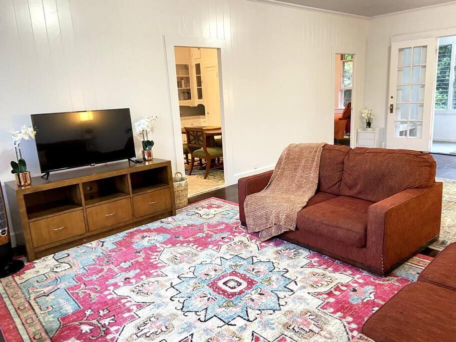 Your Hilo Homebase - Lovely 3 Bedroom In Heart Of Hilo With Ac! 외부 사진