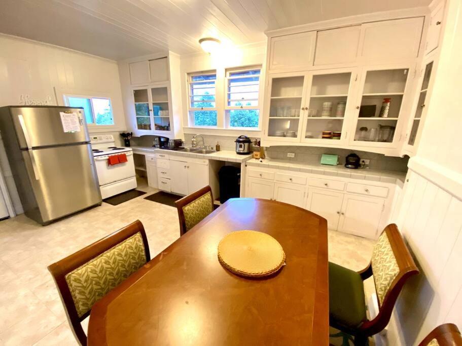Your Hilo Homebase - Lovely 3 Bedroom In Heart Of Hilo With Ac! 외부 사진