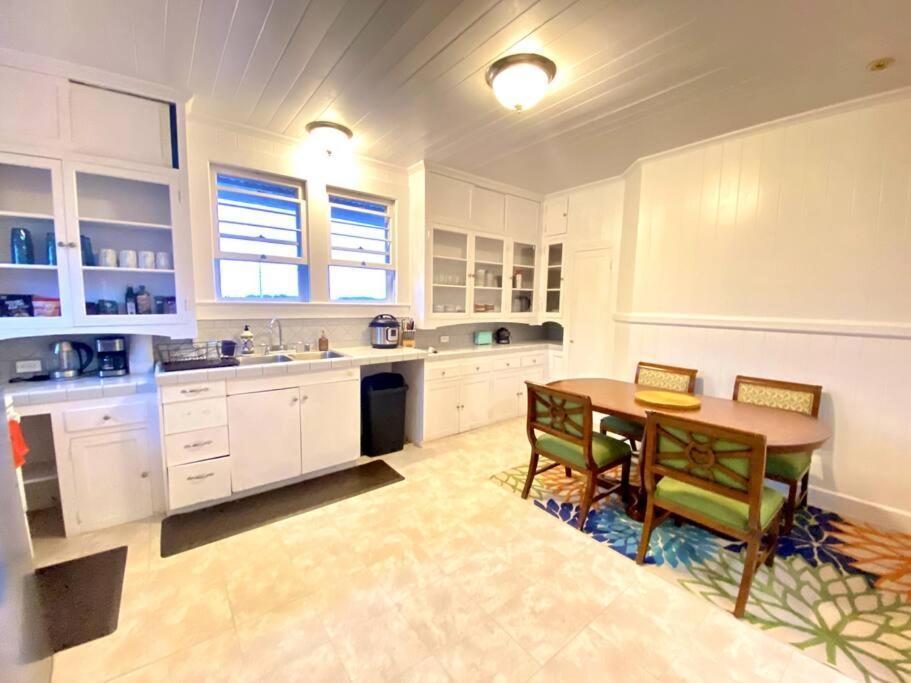 Your Hilo Homebase - Lovely 3 Bedroom In Heart Of Hilo With Ac! 외부 사진