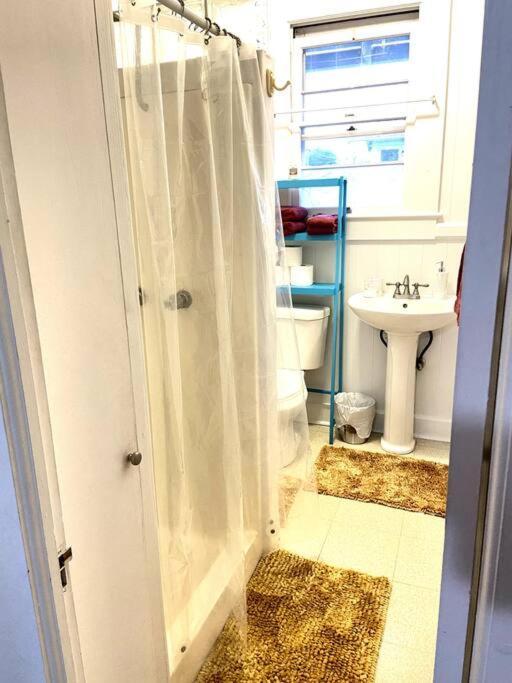 Your Hilo Homebase - Lovely 3 Bedroom In Heart Of Hilo With Ac! 외부 사진